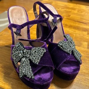 Zara purple velvet platforms Sz 39